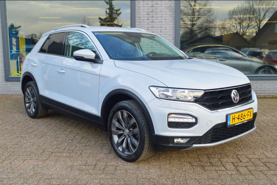 Volkswagen T-Roc 1.0 TSI Style ADAPTIVE CRUISE|PDC|LMV