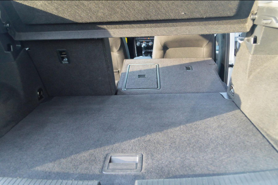 Volkswagen T-Roc 1.0 TSI Style ADAPTIVE CRUISE|PDC|LMV