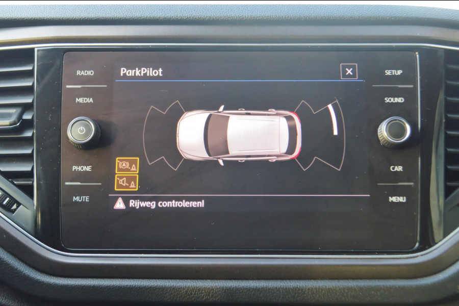 Volkswagen T-Roc 1.0 TSI Style ADAPTIVE CRUISE|PDC|LMV