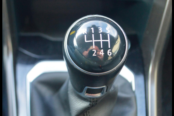 Volkswagen T-Roc 1.0 TSI Style ADAPTIVE CRUISE|PDC|LMV