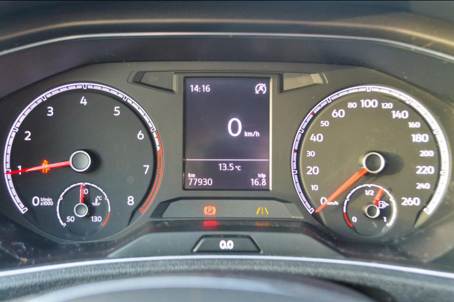 Volkswagen T-Roc 1.0 TSI Style ADAPTIVE CRUISE|PDC|LMV