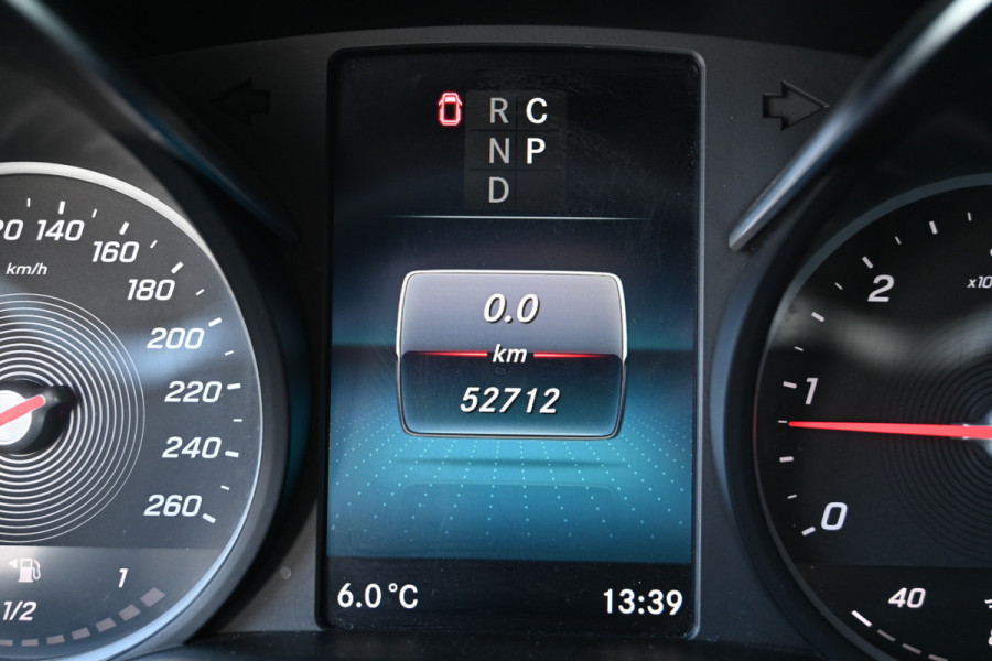 Mercedes-Benz V-Klasse 300d 4-MATIC AMG DC Lang Avantgarde Panorama dak, Distronic, 360 Camera, Standkachel, Burmester