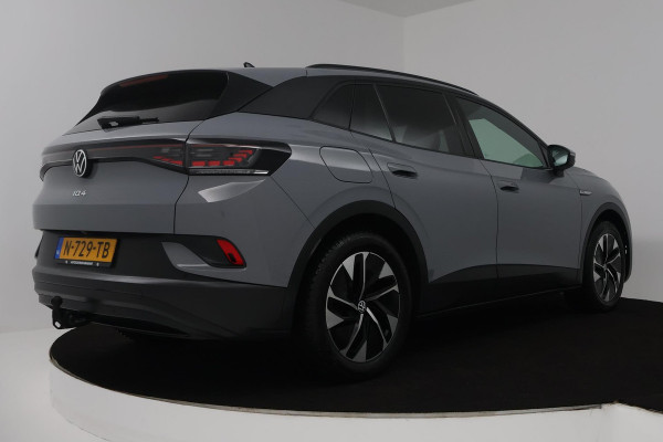 Volkswagen ID.4 Pro 77 kWh (PANORAMADAK, 94% SoH, TREKHAAK, SFEERVERLICHTING, STOELVERWARMING, ACHTERUITRIJCAMERA, ADAPTIEF CRUIS)