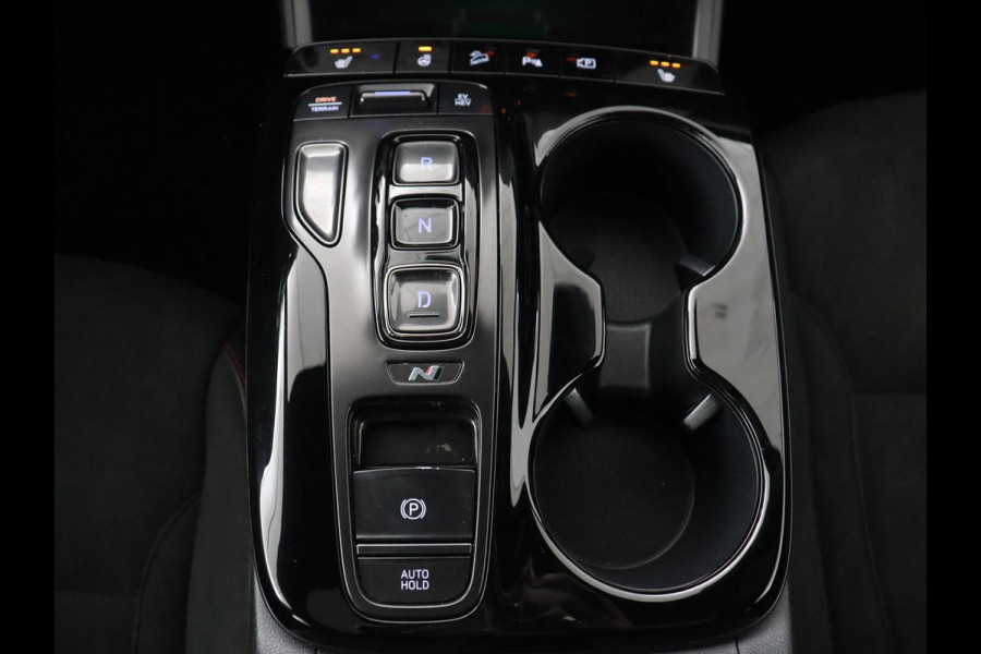 Hyundai Tucson 1.6 T-GDI PHEV N Line Sky 4WD | Panoramadak | Stoelverwarming | Leder/Alcantara | Camera | Adaptive cruise | Carplay | Full LED | Stuurverwarming | Keyless | Plug In