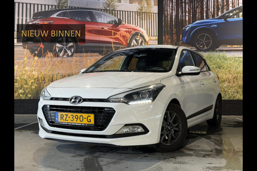Hyundai i20 1.0 T-GDI Black Edition Navi,Camera,Airco,Cruise,PDC,Trekhaak,LM Velgen,N.A.P,101pk,Nieuwe APK bij Aflevering