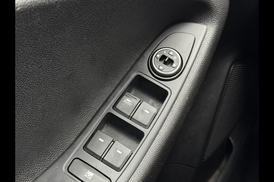 Hyundai i20 1.0 T-GDI Black Edition Navi,Camera,Airco,Cruise,PDC,Trekhaak,LM Velgen,N.A.P,101pk,Nieuwe APK bij Aflevering