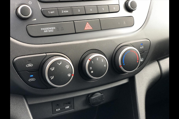 Hyundai i10 1.0i Comfort | Trekhaak, Airconditioning, Parkeersensoren, Cruise control, Stuurbediening