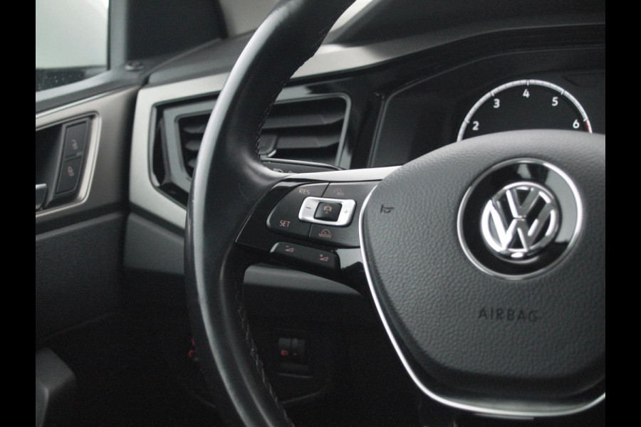 Volkswagen Polo 1.0 TSI Comfortline Business | Apple Carplay | Adaptive Cruise Control | Parkeersensoren | DAB | NL-Auto |
