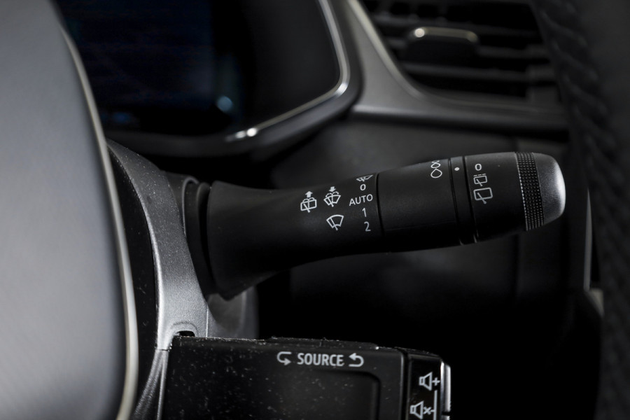 Renault Symbioz 1.6 E-Tech full hybrid 145 techno | Dig. Cockpit | Adapt. Cruise | Stoel-+Stuurverw. | PDC | Camera | NAV + App. Connect | ECC | DAB | LM 18" | 2440