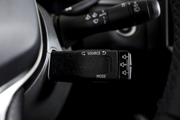 Renault Symbioz 1.6 E-Tech full hybrid 145 techno | Dig. Cockpit | Adapt. Cruise | Stoel-+Stuurverw. | PDC | Camera | NAV + App. Connect | ECC | DAB | LM 18" | 2440