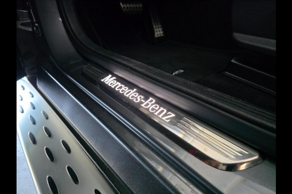 Mercedes-Benz GLC 300e 4MATIC Premium Plus / LUCHTVERING / PANORAMADAK / ALARMKLASSE 5 / TREKHAAK ELEKTRISCH / AMG-LINE !