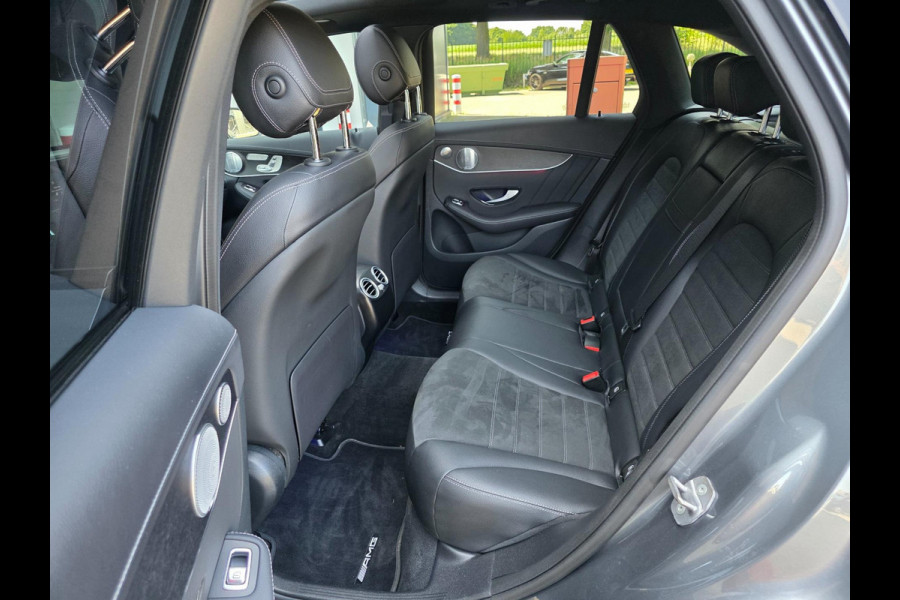 Mercedes-Benz GLC 300e 4MATIC Premium Plus / LUCHTVERING / PANORAMADAK / ALARMKLASSE 5 / TREKHAAK ELEKTRISCH / AMG-LINE !