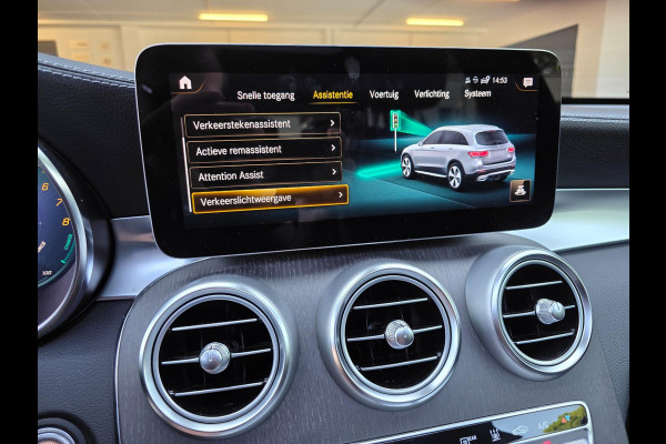 Mercedes-Benz GLC 300e 4MATIC Premium Plus / LUCHTVERING / PANORAMADAK / ALARMKLASSE 5 / TREKHAAK ELEKTRISCH / AMG-LINE !
