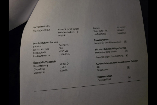 Mercedes-Benz GLC 300e 4MATIC Premium Plus / LUCHTVERING / PANORAMADAK / ALARMKLASSE 5 / TREKHAAK ELEKTRISCH / AMG-LINE !