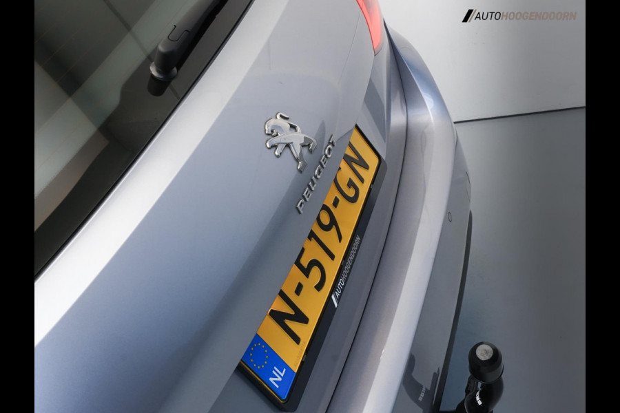 Peugeot 308 SW 1.2 PureTech Blue Lease Active (APPLE CARPLAY,LED,PARKEERSENSOREN,TREKHAAK,CLIMATE,CRUISE,LM-VELGEN,NIEUWE APK)