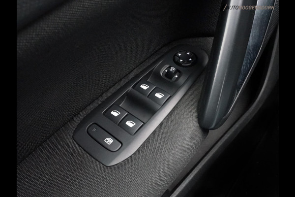 Peugeot 308 SW 1.2 PureTech Blue Lease Active (APPLE CARPLAY,LED,PARKEERSENSOREN,TREKHAAK,CLIMATE,CRUISE,LM-VELGEN,NIEUWE APK)