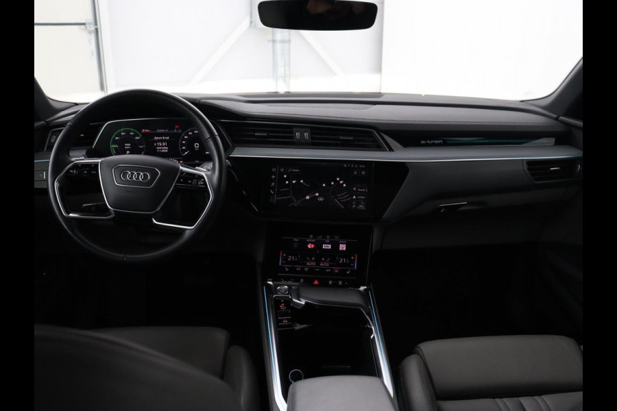 Audi e-tron 55 quattro advanced Pro Line Plus 95 kWh | Panoramadak | Adaptive cruise | Head-Up | Leder | Stoelverwarming | 360 Camera | Bang & Olufsen | Carplay | 21'' | Sportstoelen | Matrix LED