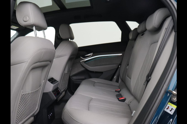 Audi e-tron 55 quattro advanced Pro Line Plus 95 kWh | Panoramadak | Adaptive cruise | Head-Up | Leder | Stoelverwarming | 360 Camera | Bang & Olufsen | Carplay | 21'' | Sportstoelen | Matrix LED