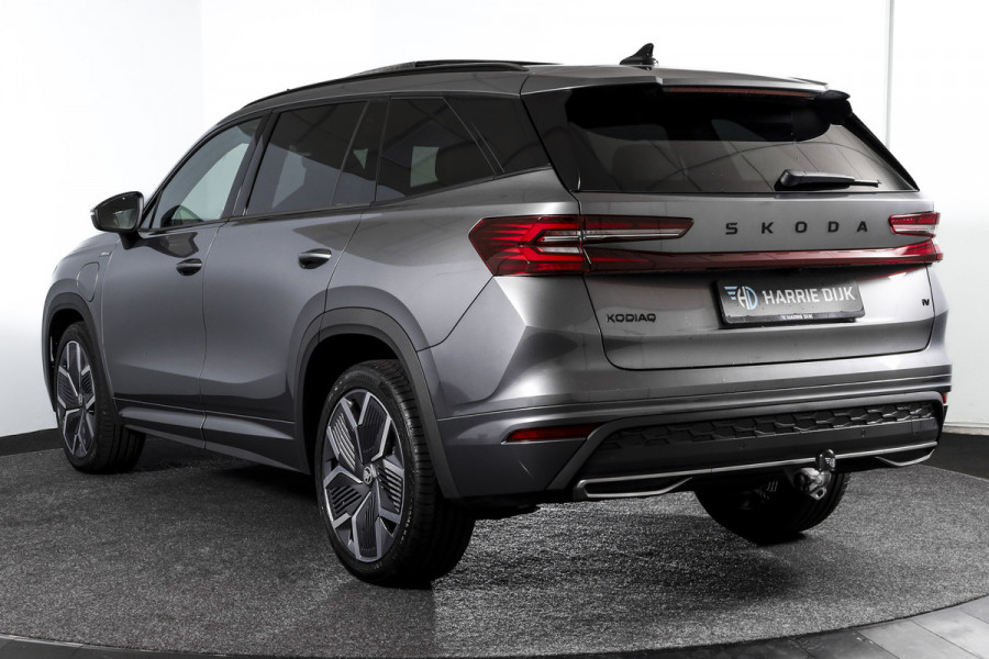 Škoda Kodiaq 1.5 TSI 204 PK PHEV Sportline Business | S/K-Panodak | DCC+ | Dig. Cockpit | Adapt Cruise | Memory | Winterpakket | Camera | NAV + App. Connect | ECC | DAB | Elek. Trekhaak | Elek. Klep | LM 20" | 0767