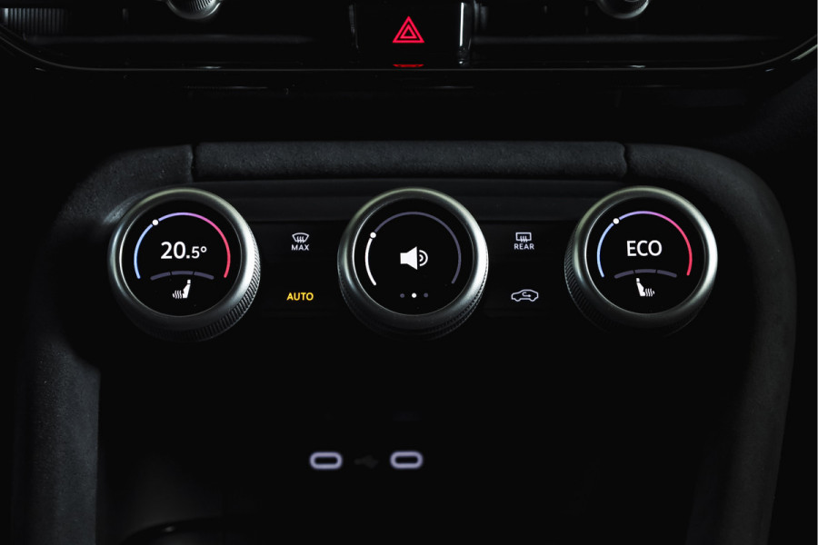 Škoda Kodiaq 1.5 TSI 204 PK PHEV Sportline Business | S/K-Panodak | DCC+ | Dig. Cockpit | Adapt Cruise | Memory | Winterpakket | Camera | NAV + App. Connect | ECC | DAB | Elek. Trekhaak | Elek. Klep | LM 20" | 0767