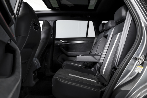 Škoda Kodiaq 1.5 TSI 204 PK PHEV Sportline Business | S/K-Panodak | DCC+ | Dig. Cockpit | Adapt Cruise | Memory | Winterpakket | Camera | NAV + App. Connect | ECC | DAB | Elek. Trekhaak | Elek. Klep | LM 20" | 0767