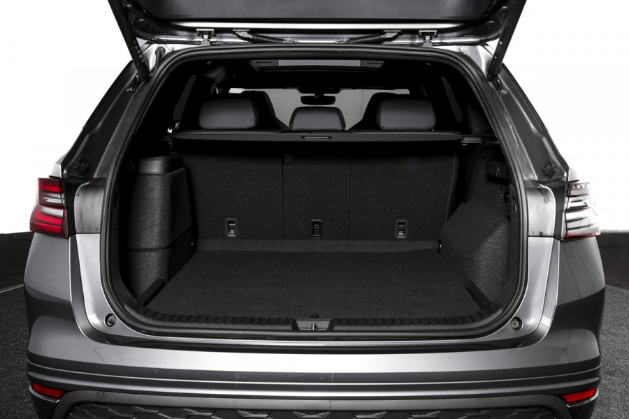 Škoda Kodiaq 1.5 TSI 204 PK PHEV Sportline Business | S/K-Panodak | DCC+ | Dig. Cockpit | Adapt Cruise | Memory | Winterpakket | Camera | NAV + App. Connect | ECC | DAB | Elek. Trekhaak | Elek. Klep | LM 20" | 0767