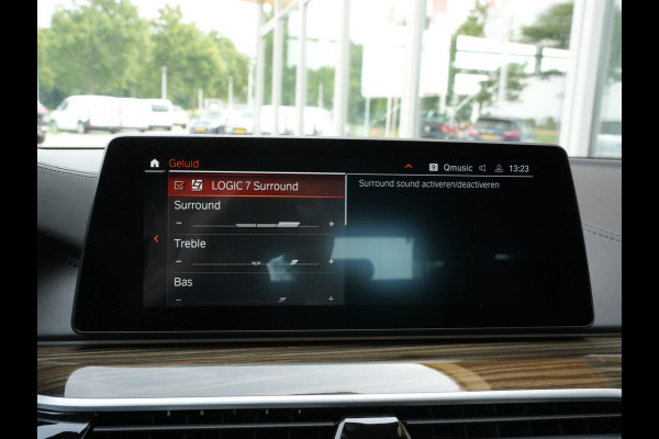 BMW 5 Serie Touring 530i xDrive High Executive Edition | H/K | Keyless | Adaptive Cruise | 360 camera