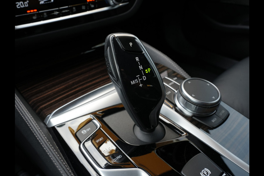 BMW 5 Serie Touring 530i xDrive High Executive Edition | H/K | Keyless | Adaptive Cruise | 360 camera