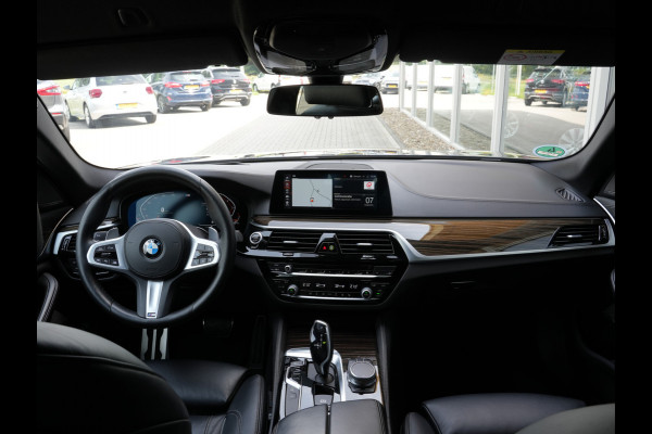 BMW 5 Serie Touring 530i xDrive High Executive Edition | H/K | Keyless | Adaptive Cruise | 360 camera
