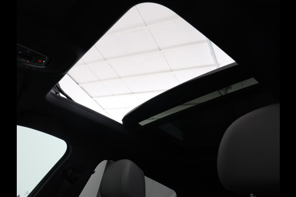 Audi e-tron 55 quattro advanced Pro Line Plus 95 kWh | Panoramadak | Adaptive cruise | Head-Up | Leder | Stoelverwarming | 360 Camera | Bang & Olufsen | Carplay | 21'' | Sportstoelen | Matrix LED