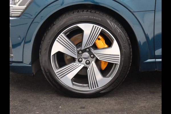 Audi e-tron 55 quattro advanced Pro Line Plus 95 kWh | Panoramadak | Adaptive cruise | Head-Up | Leder | Stoelverwarming | 360 Camera | Bang & Olufsen | Carplay | 21'' | Sportstoelen | Matrix LED