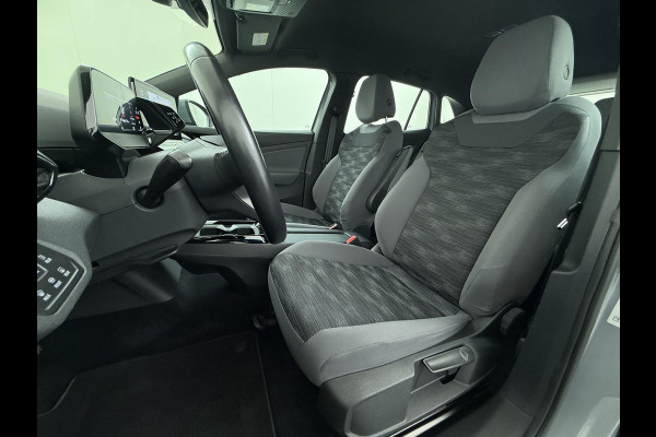 Volkswagen ID.4 Life 77 kWh Stoel & Stuurverwarming | Adaptieve Cruise Control | Rijklaar met 12 mnd BOVAG Garantie | NAVI| PARKEERSENSOREN|