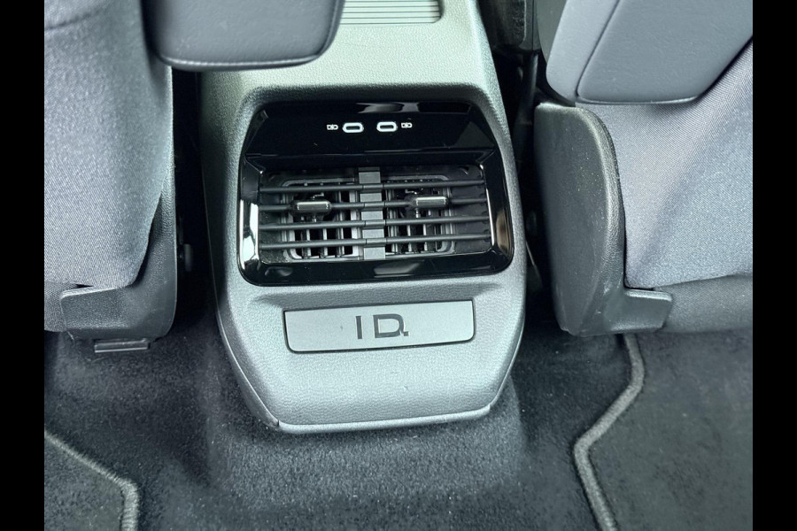 Volkswagen ID.4 Life 77 kWh Stoel & Stuurverwarming | Adaptieve Cruise Control | Rijklaar met 12 mnd BOVAG Garantie | NAVI| PARKEERSENSOREN|