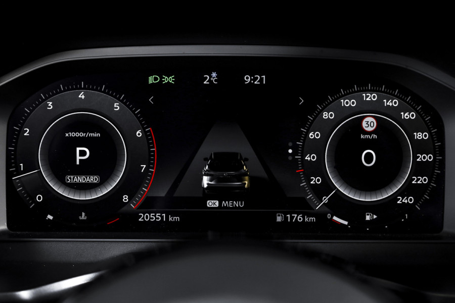 Nissan QASHQAI 1.3 MHEV Xtronic 158 PK N-Connecta - Automaat | Panodak | Cold Pack | Dig. Cockpit | Adapt. Cruise | 360 Camera | PDC | NAV + App Connect | LM 18" | ECC | 7628