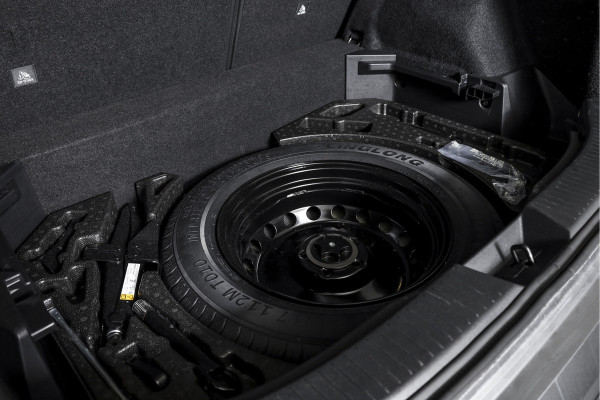 Nissan QASHQAI 1.3 MHEV Xtronic 158 PK N-Connecta - Automaat | Panodak | Cold Pack | Dig. Cockpit | Adapt. Cruise | 360 Camera | PDC | NAV + App Connect | LM 18" | ECC | 7628