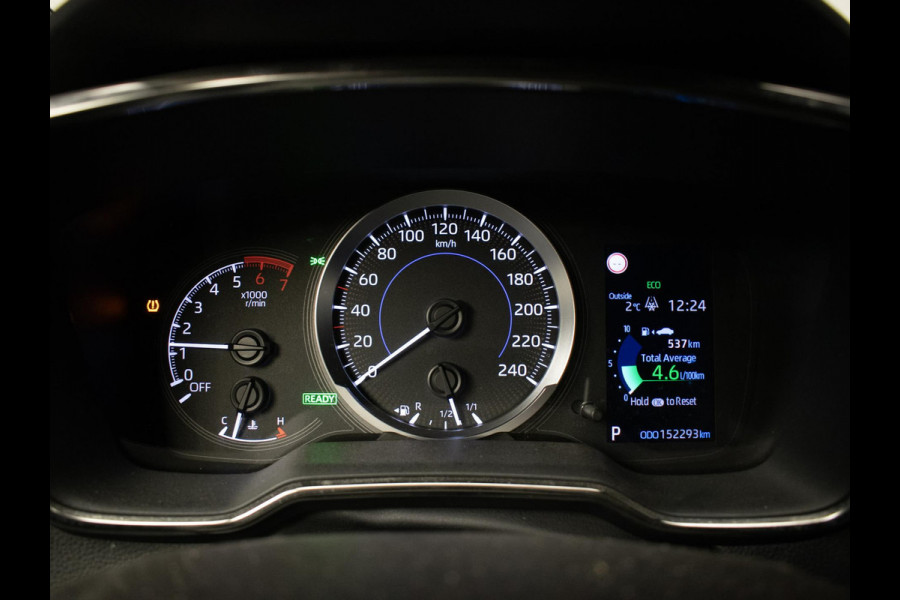 Toyota Corolla Touring Sports 1.8 Hybrid Sport (APPLE CARPLAY,NAVI,LED,CRUISE,SPORTSTOELEN,CAMERA,TREKHAAK,LM VELGEN,GETINT,PDC)