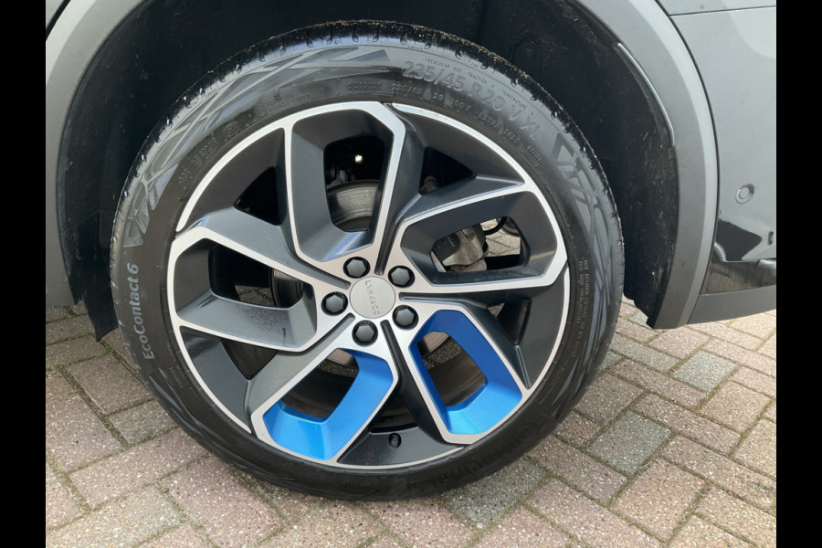 Lynk & Co 01 1.5 262pk PHEV 360° Cam Pano.dak Stoelverw. Carplay