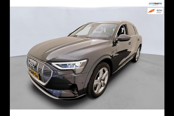 Audi e-tron 55 quattro 409 pk Business edition Plus 95 kWh, panoramadak, elect trekhaak, sportinterieur, 1 e eigenaar, NL auto nap