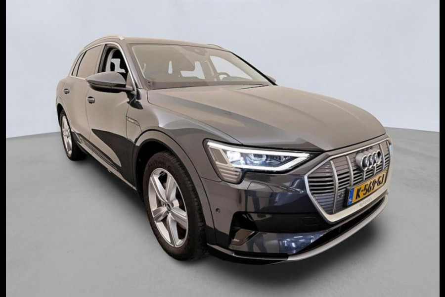 Audi e-tron 55 quattro 409 pk Business edition Plus 95 kWh, panoramadak, elect trekhaak, sportinterieur, 1 e eigenaar, NL auto nap