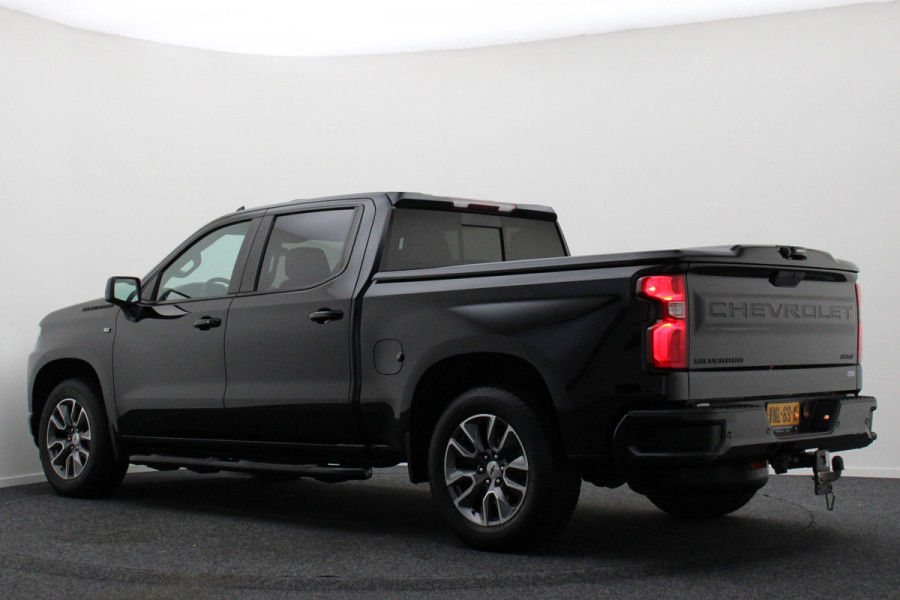 Chevrolet Silverado CREW CAB 5.3L V8