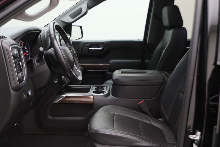 Chevrolet Silverado CREW CAB 5.3L V8