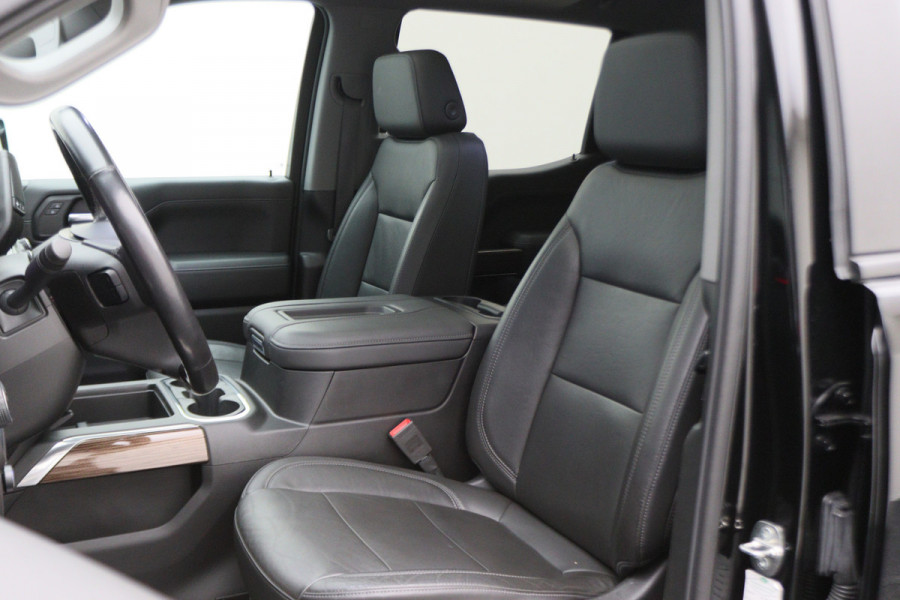 Chevrolet Silverado CREW CAB 5.3L V8