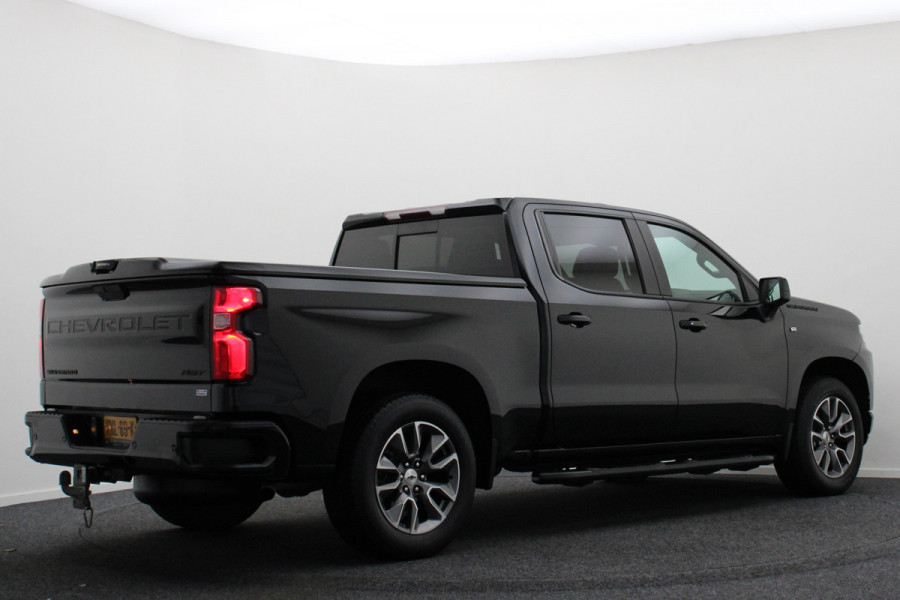 Chevrolet Silverado CREW CAB 5.3L V8