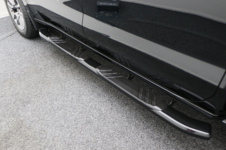 Chevrolet Silverado CREW CAB 5.3L V8