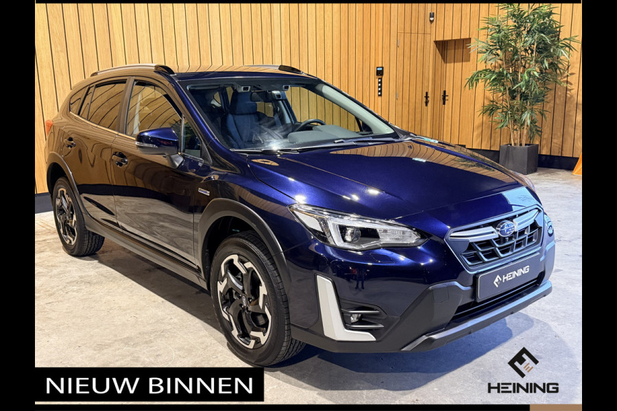 Subaru XV 2.0i e-BOXER Luxury. Automaat 4X4. Adaptive-cruise. Apple-carplay. Navi. Camera voor en achter. 49000km met NAP.