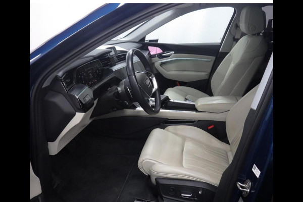Audi e-tron 55 quattro 409 pk Sport edition Plus 95 kWh, panoramadak,sport leder, camera , 1 e eigenaar, NL auto met nap