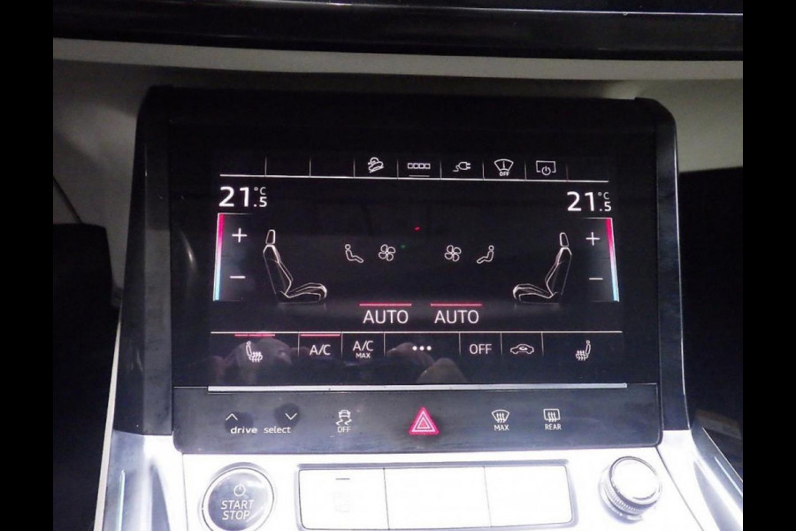 Audi e-tron 55 quattro 409 pk Sport edition Plus 95 kWh, panoramadak,sport leder, camera , 1 e eigenaar, NL auto met nap
