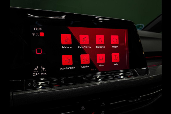 Volkswagen Golf 2.0 TSI GTI Clubsport 301PK IQ| Pano | Sfeer