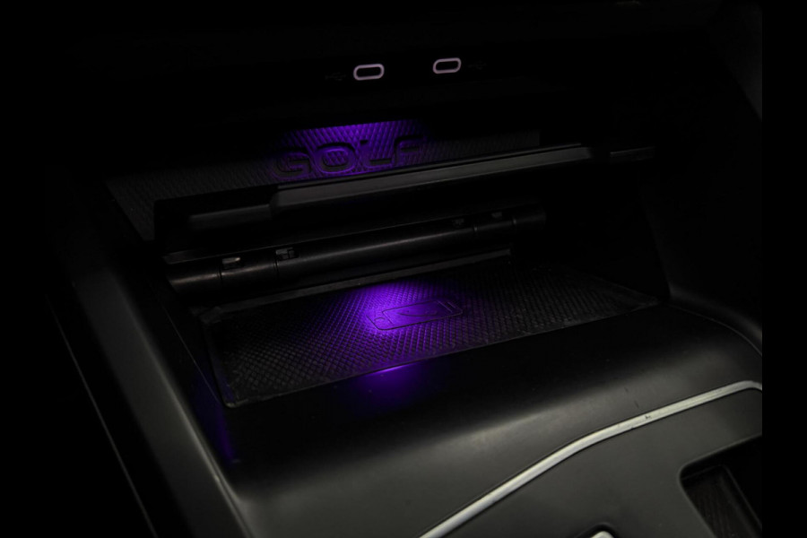 Volkswagen Golf 2.0 TSI GTI Clubsport 301PK IQ| Pano | Sfeer