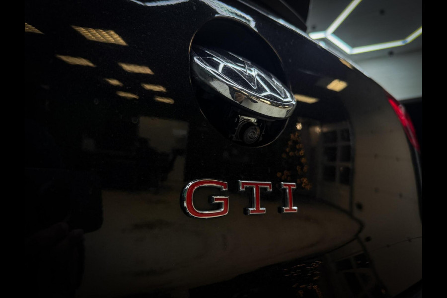 Volkswagen Golf 2.0 TSI GTI Clubsport 301PK IQ| Pano | Sfeer